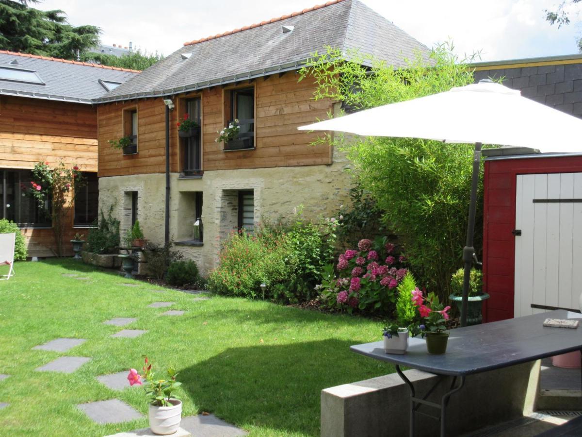 Madeleine Et Cie Bed & Breakfast Angers Exterior photo